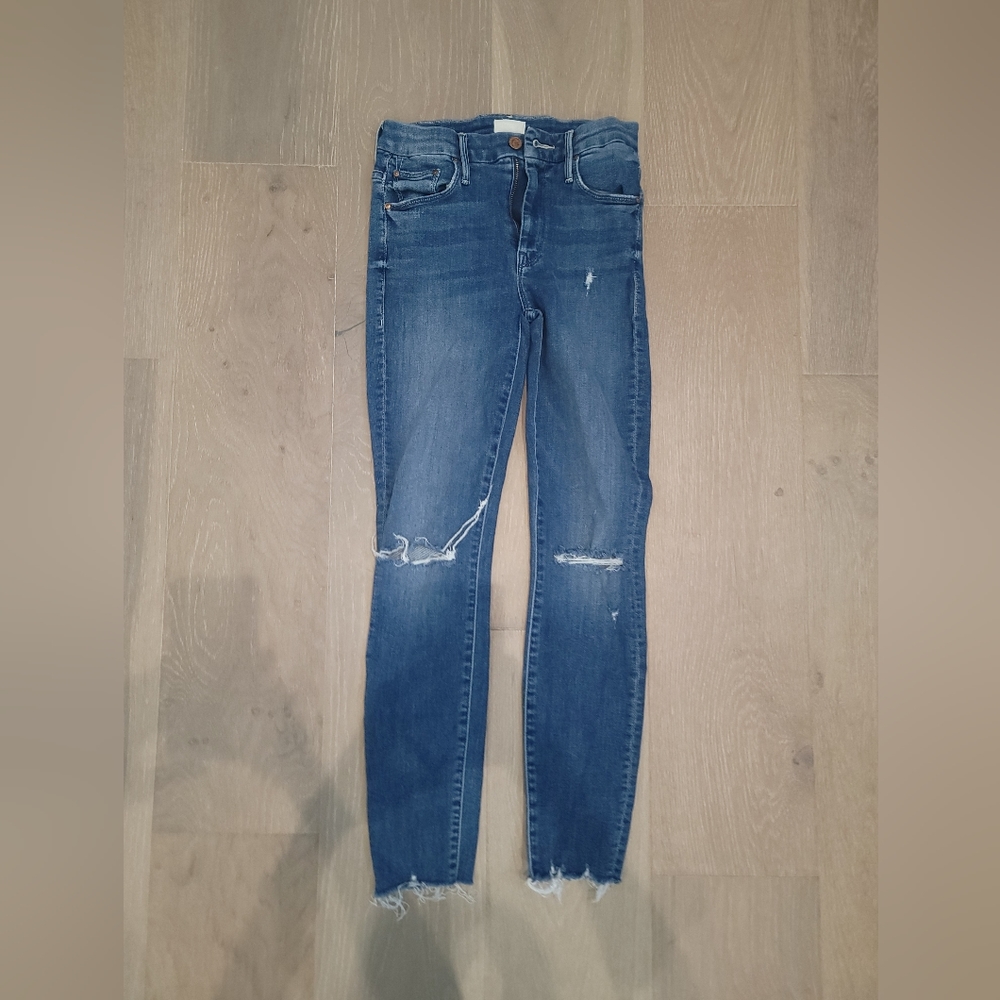 Mother size 25 skinny jeans with frayed edges